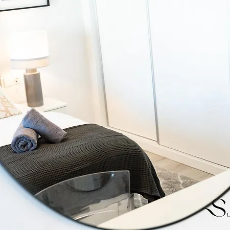 Fancy 2br Retreat Pool Parking, Wonderful Views Appartement